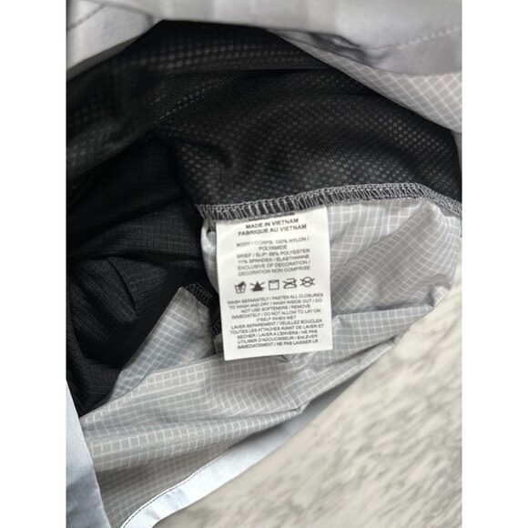 Nike Dri-Fit ADV Run Division 4" Shorts Reflective Silver FZ1123-035 Men's XXL - Picture 16 of 16